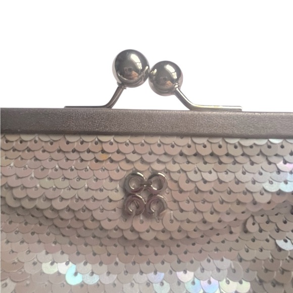 COACH Iridescent Sequin Julia Kiss Lock Clutch - Picture 6 of 8